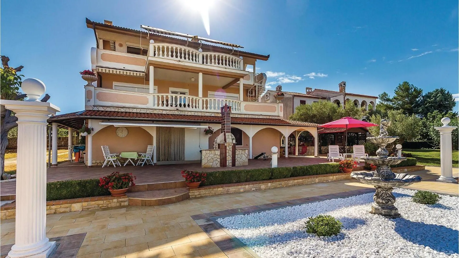 Amazing Apartment In Vodnjan With Kitchen